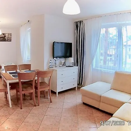 Czarny Bursztyn アパート *