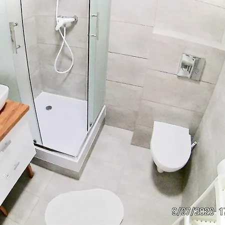 Czarny Bursztyn * Dziwnówek