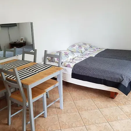 Czarny Bursztyn アパート