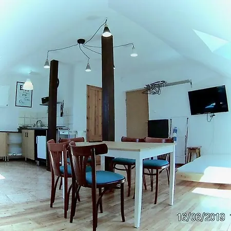 Czarny Bursztyn * Dziwnówek