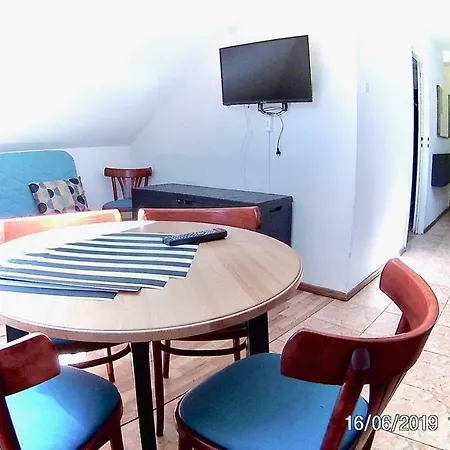 アパート Czarny Bursztyn ジブヌベク